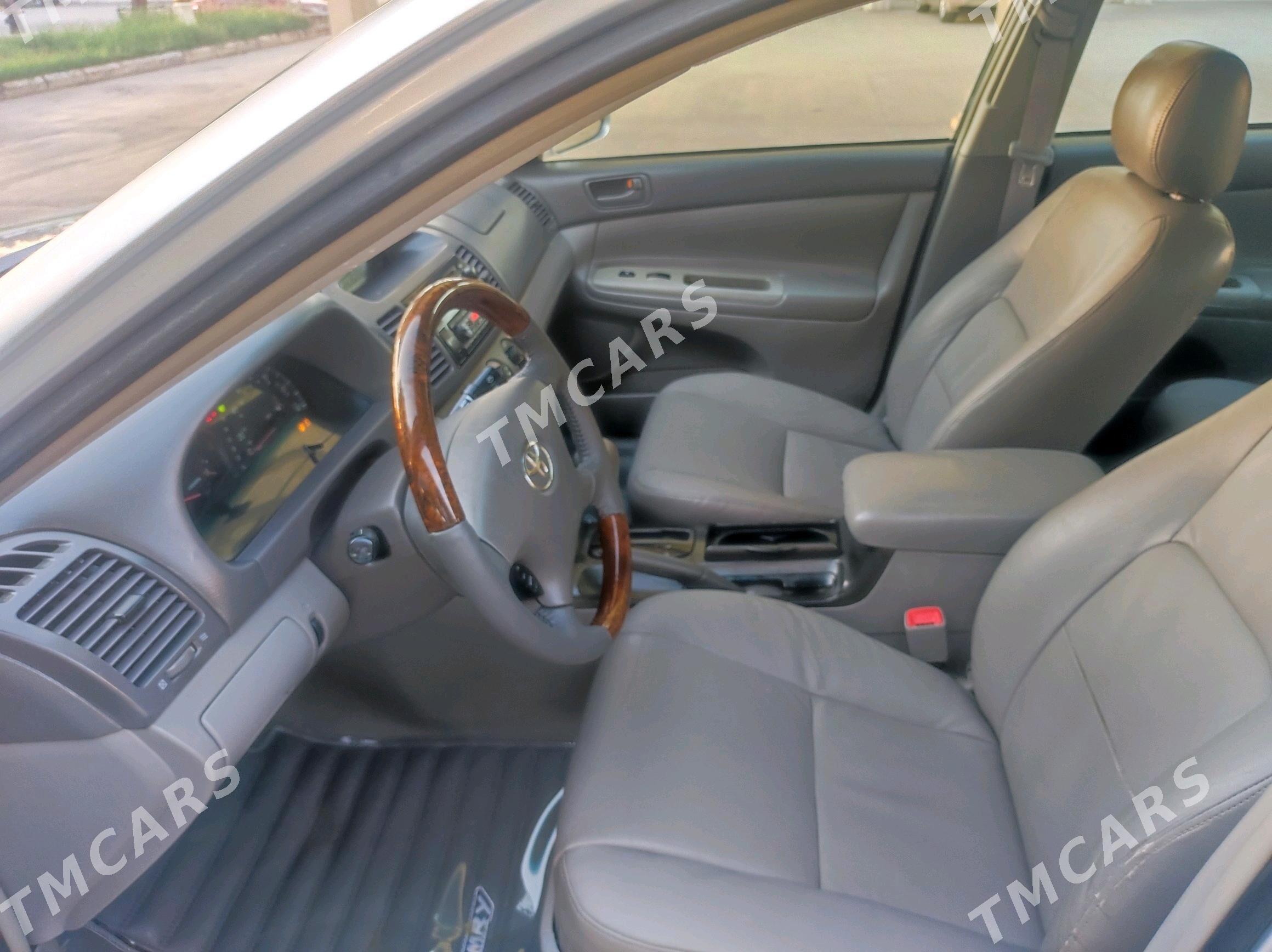 Toyota Camry 2004 - 190 000 TMT - Mary - img 8