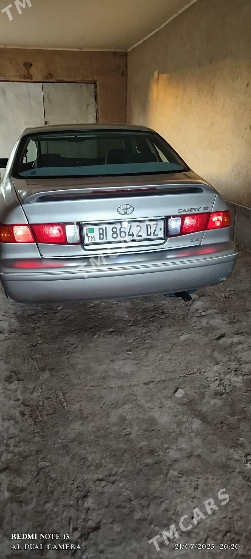 Toyota Camry 2001 - 150 000 TMT - етр. Туркменбаши - img 3