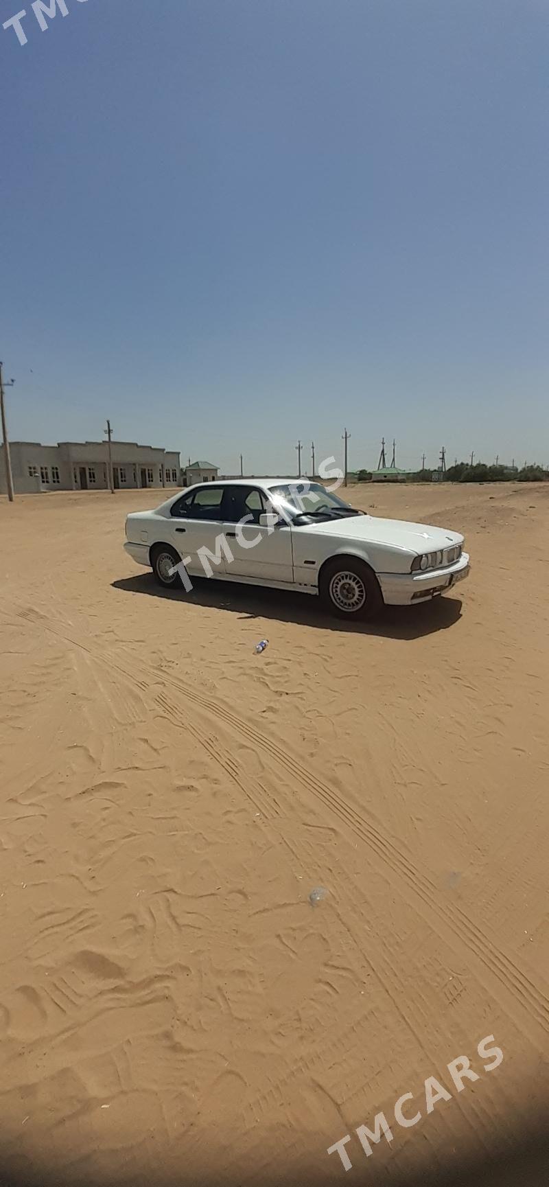 BMW 525 1990 - 65 000 TMT - Мары - img 2