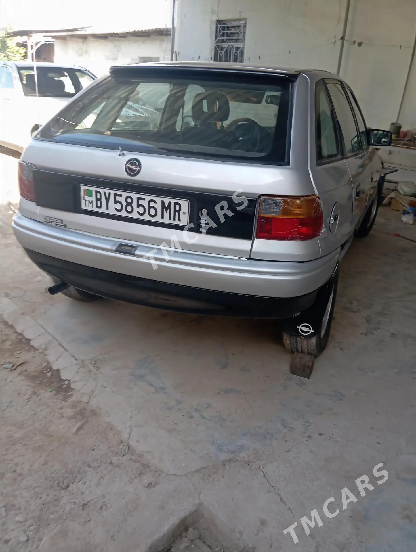 Opel Astra 1991 - 36 000 TMT - Мары - img 5