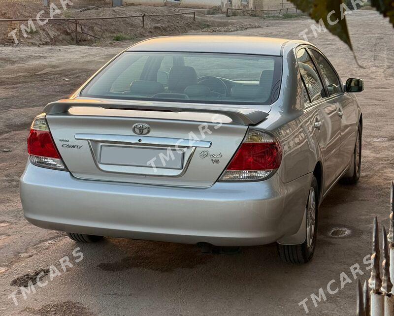 Toyota Camry 2005 - 175 000 TMT - Мары - img 2
