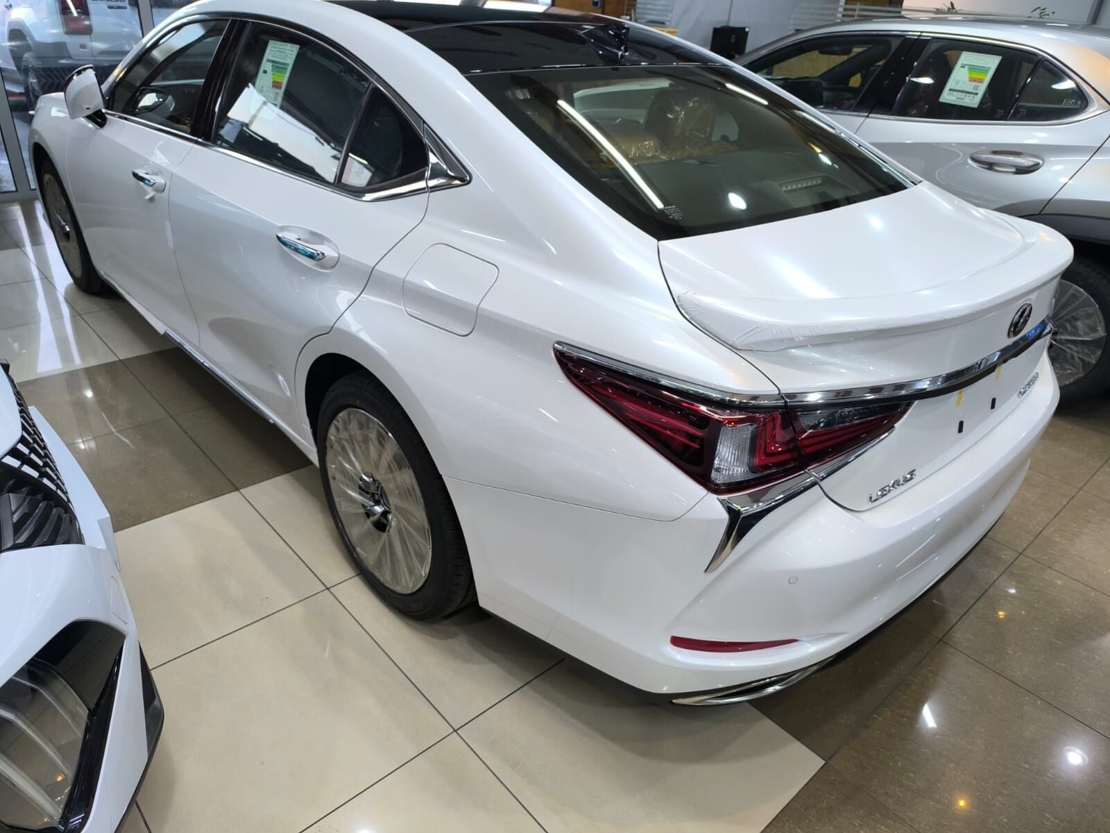 Lexus ES 350 2025 - 1 316 250 TMT - Ашхабад - img 4