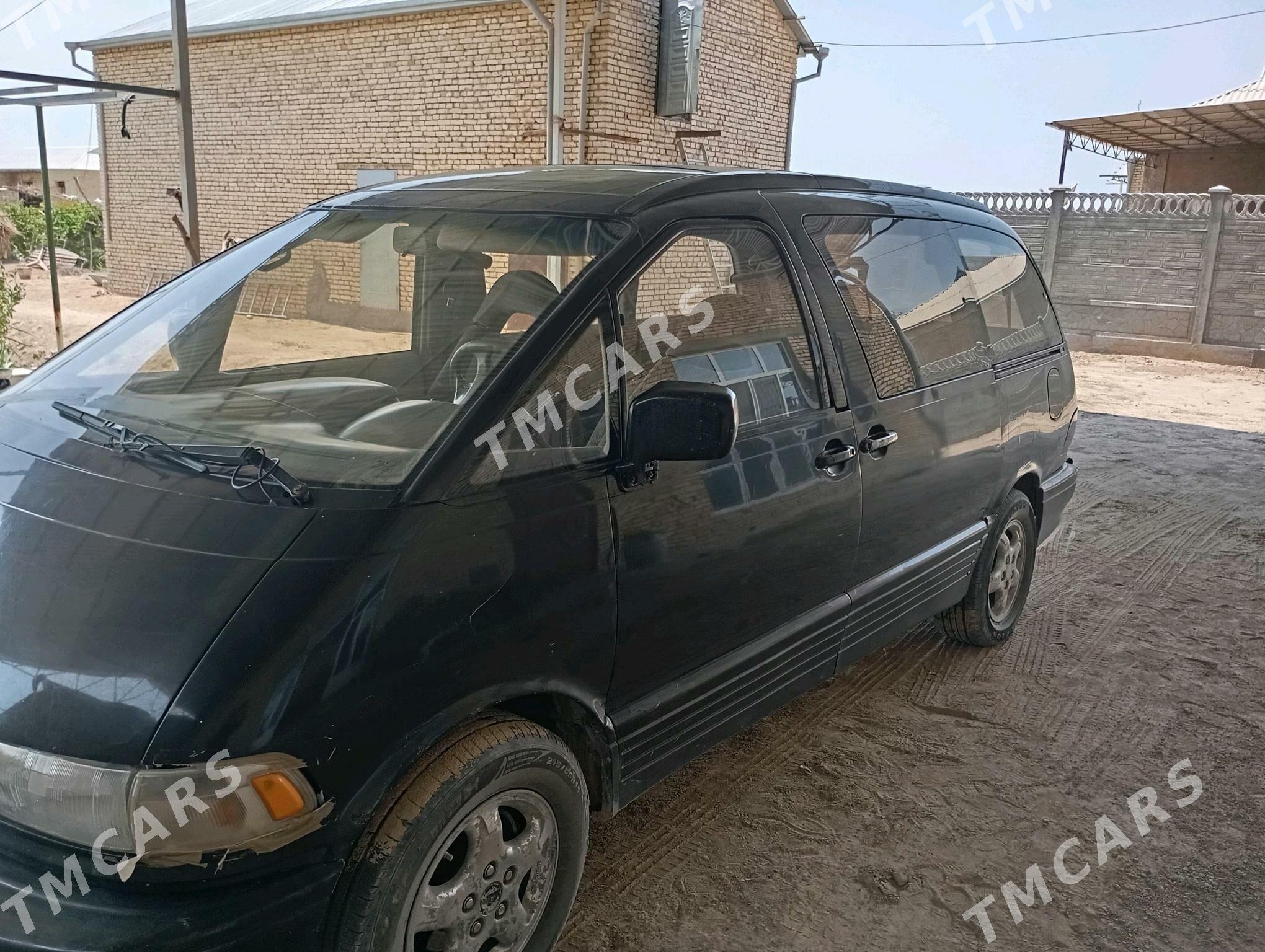 Toyota Previa 1993 - 40 000 TMT - Murgap - img 3