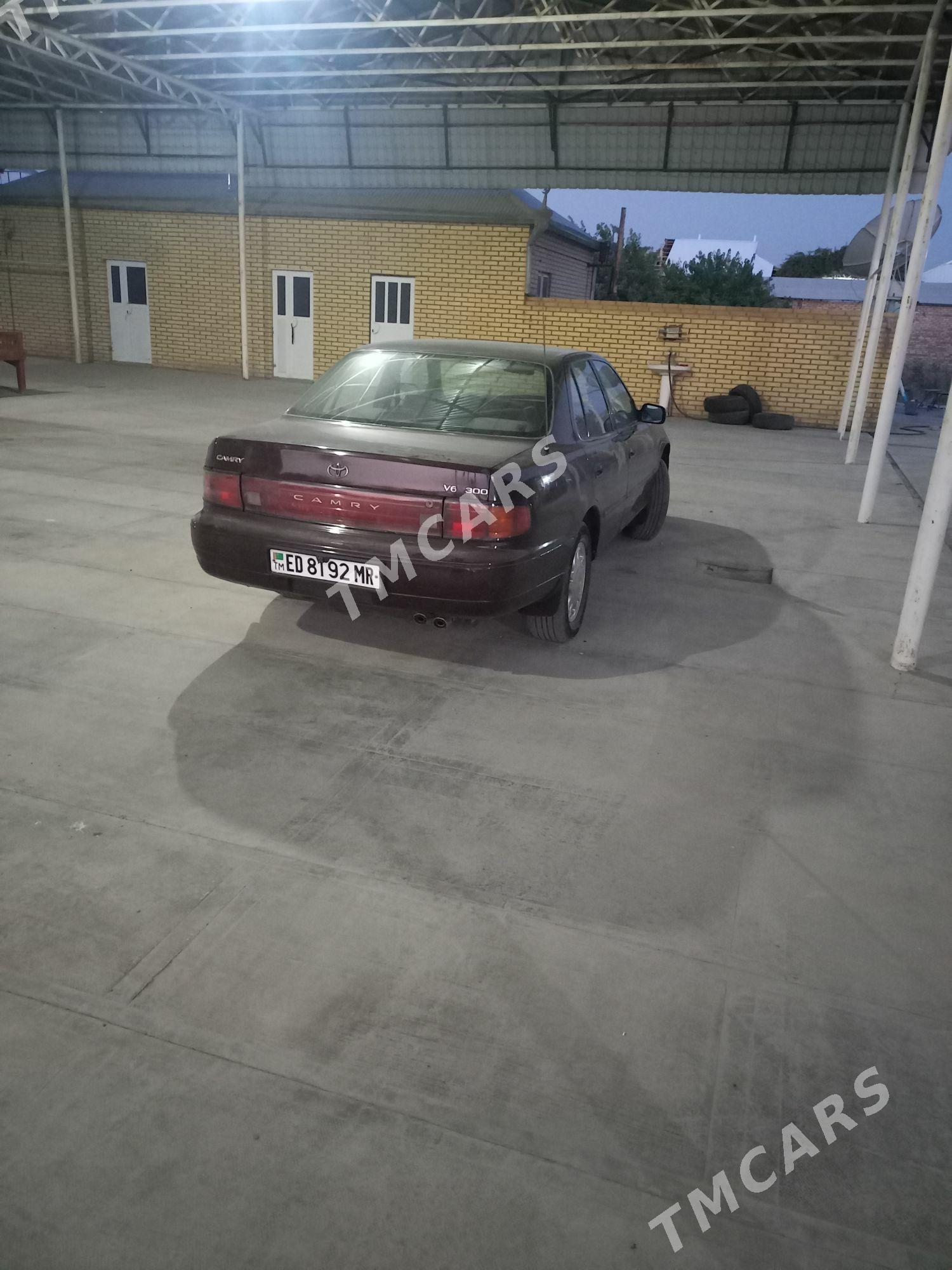Toyota Camry 1992 - 95 000 TMT - Mary - img 3