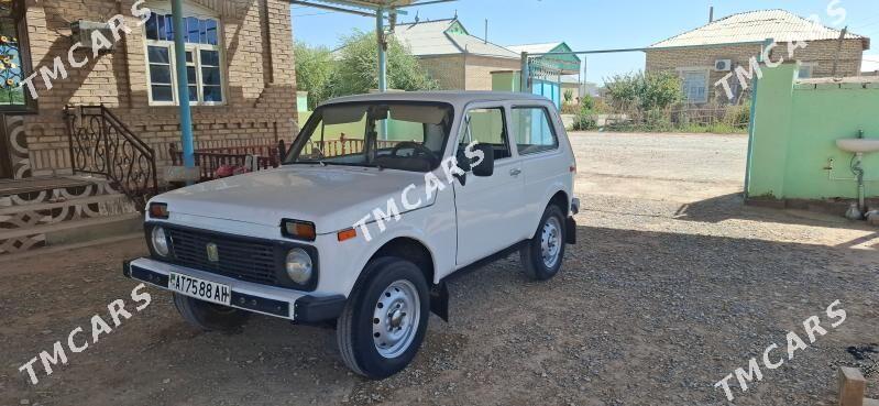 Lada Niva 1995 - 25 000 TMT - Бабадайхан - img 2