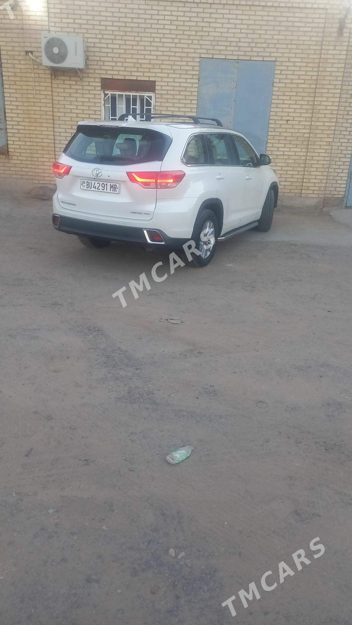 Toyota Highlander 2017 - 370 000 TMT - Mary - img 2