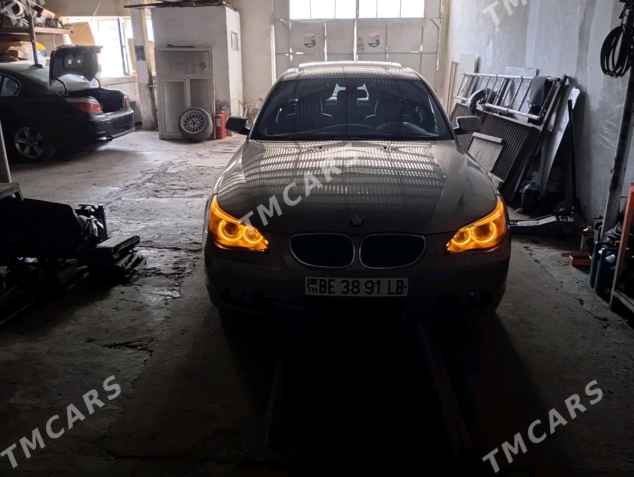BMW E60 2004 - 130 000 TMT - Türkmenabat - img 3