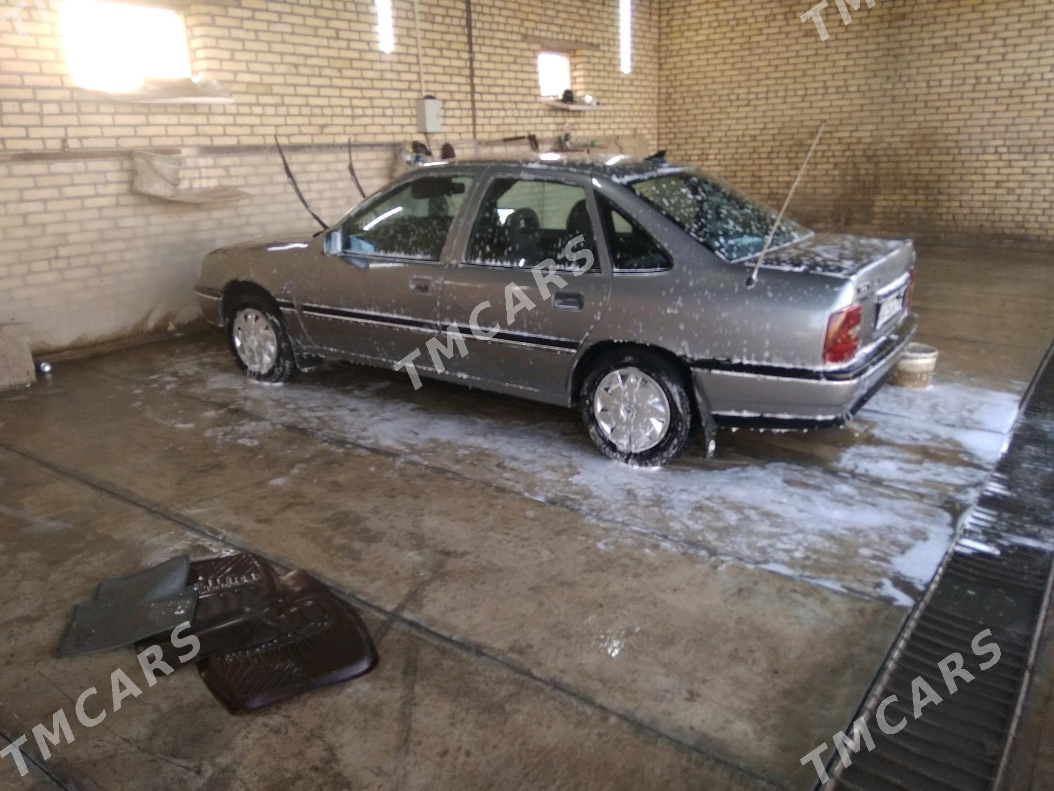 Opel Vectra 1992 - 33 000 TMT - Mary - img 3