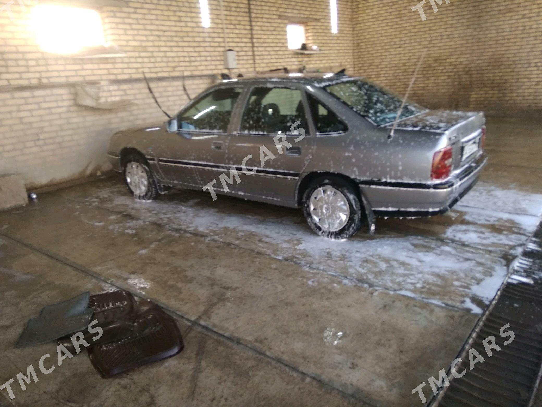 Opel Vectra 1992 - 33 000 TMT - Mary - img 6