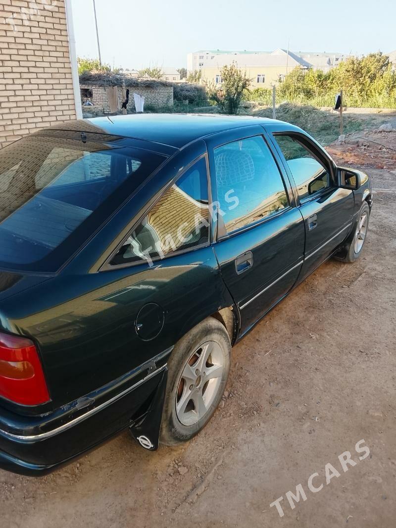 Opel Vectra 1994 - 27 000 TMT - Сакарчага - img 4
