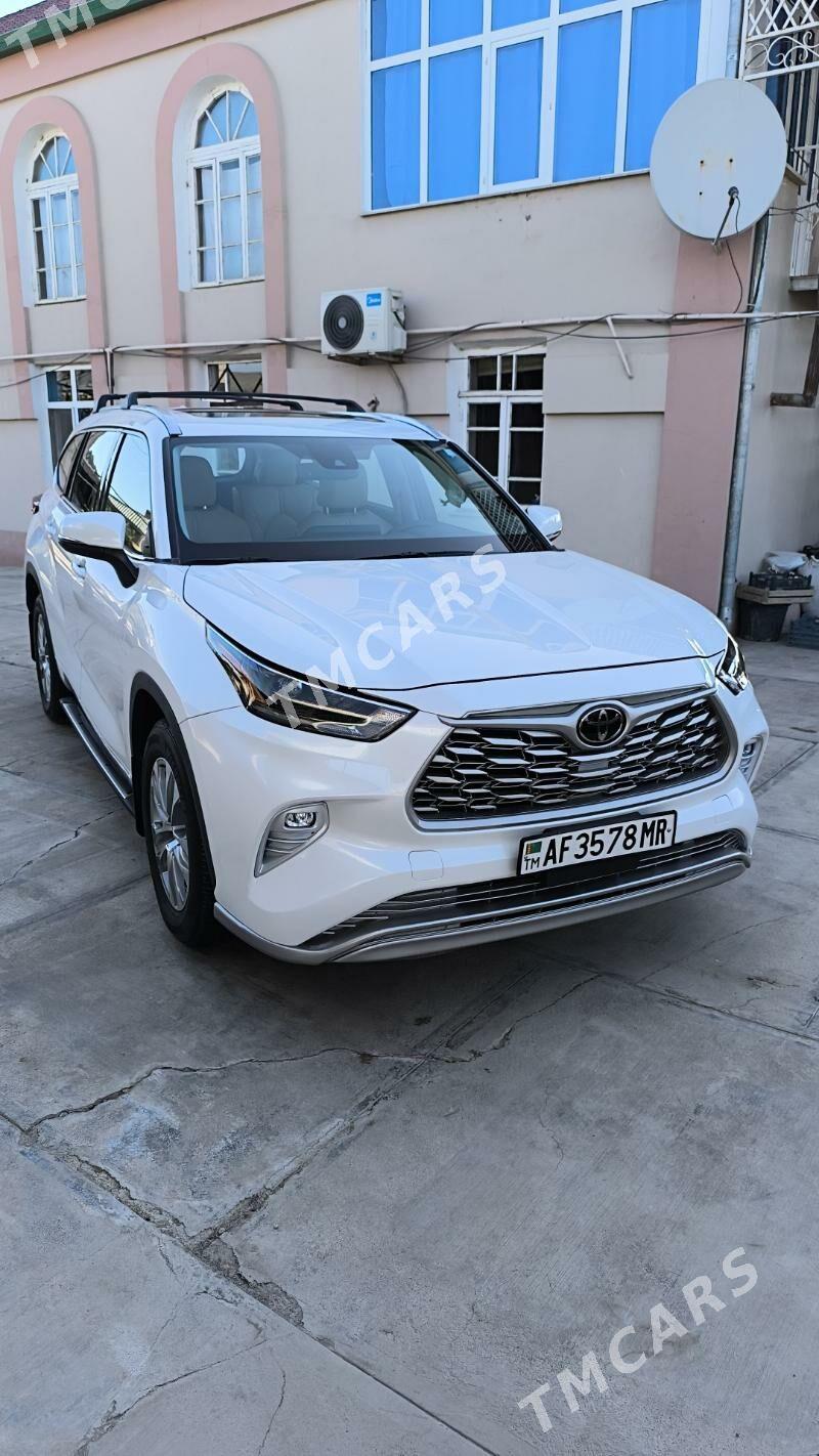 Toyota Highlander 2021 - 540 000 TMT - Мары - img 4