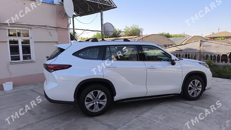 Toyota Highlander 2021 - 540 000 TMT - Мары - img 3