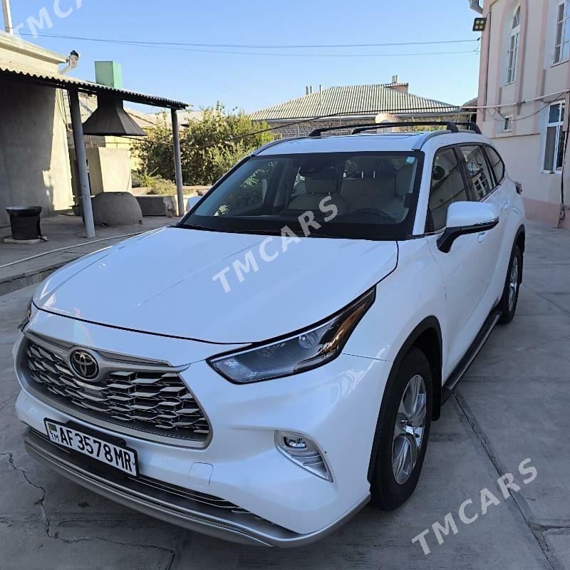 Toyota Highlander 2021 - 540 000 TMT - Мары - img 9