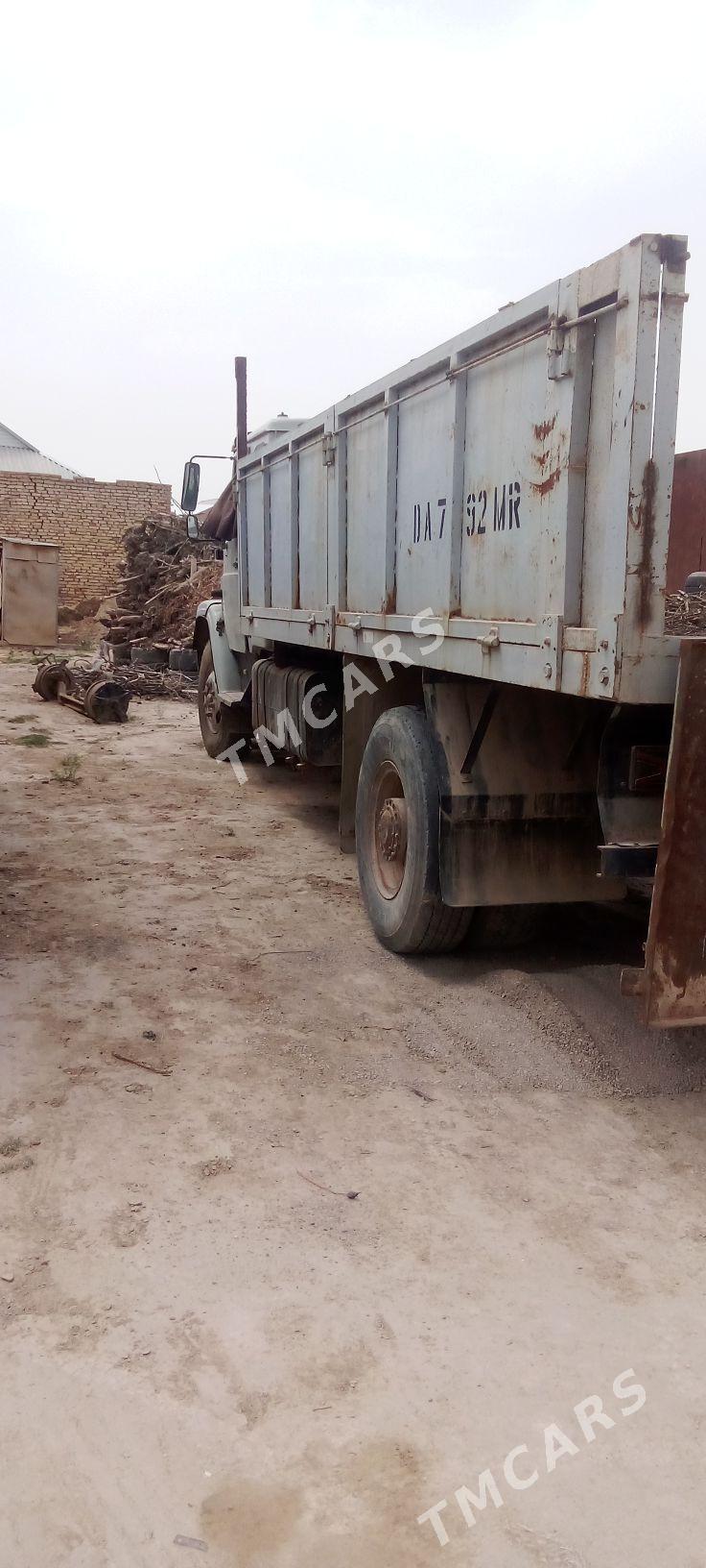 Zil 133 1983 - 80 000 TMT - Murgap - img 5