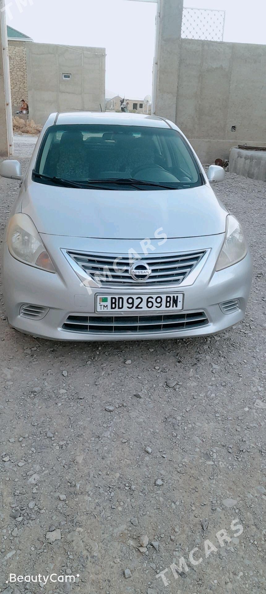 Nissan Versa 2011 - 105 000 TMT - Гызыларбат - img 3