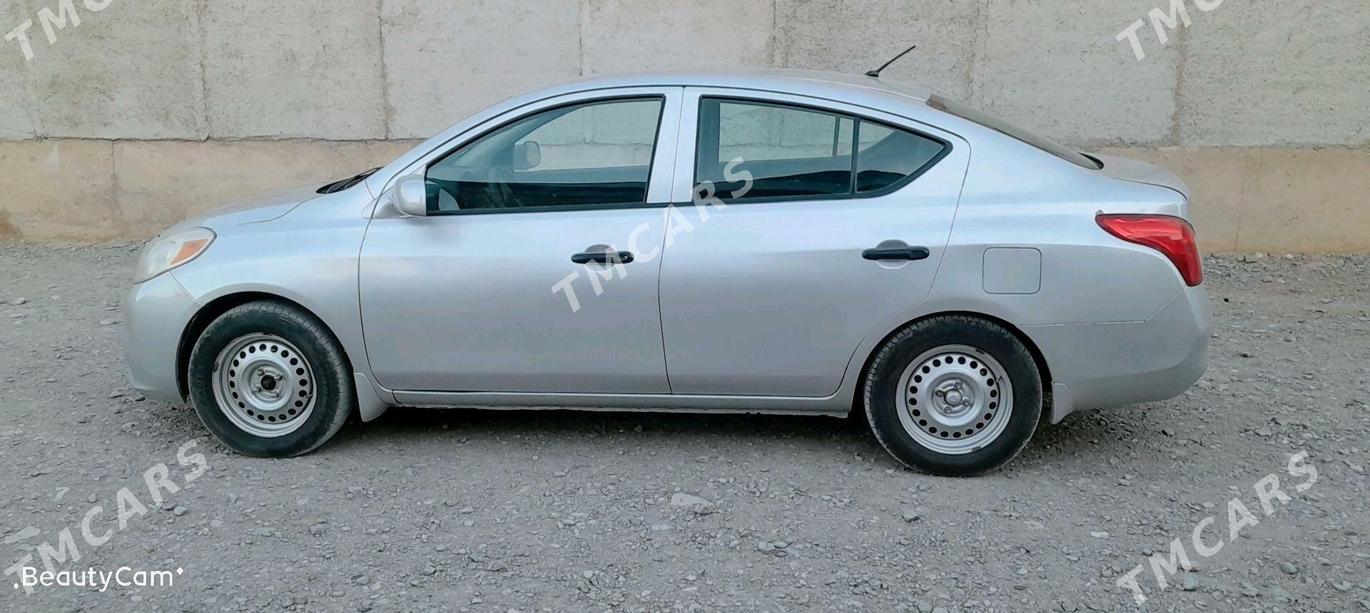 Nissan Versa 2011 - 105 000 TMT - Гызыларбат - img 8