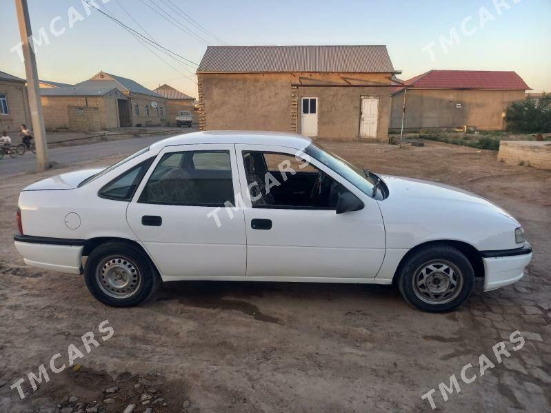 Opel Vectra 1993 - 24 000 TMT - Векильбазар - img 3