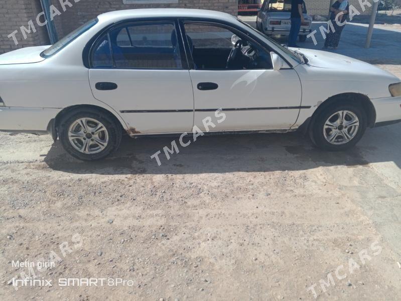 Toyota Corolla 1994 - 40 000 TMT - Baýramaly - img 3