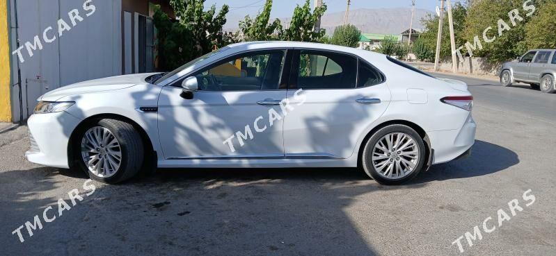 Toyota Camry Hybrid 2019 - 199 000 TMT - Aşgabat - img 3