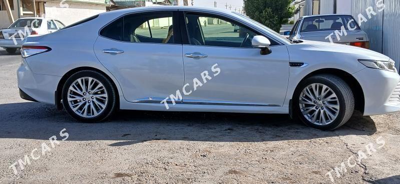 Toyota Camry Hybrid 2019 - 199 000 TMT - Aşgabat - img 4