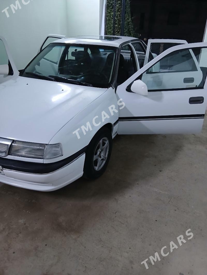 Opel Vectra 1992 - 27 000 TMT - Дашогуз - img 2