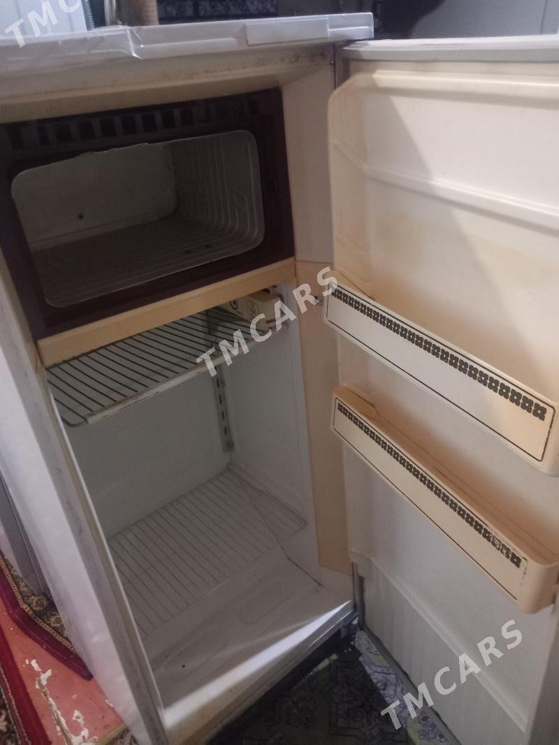 HALADILNIK - Мир 3 - img 2