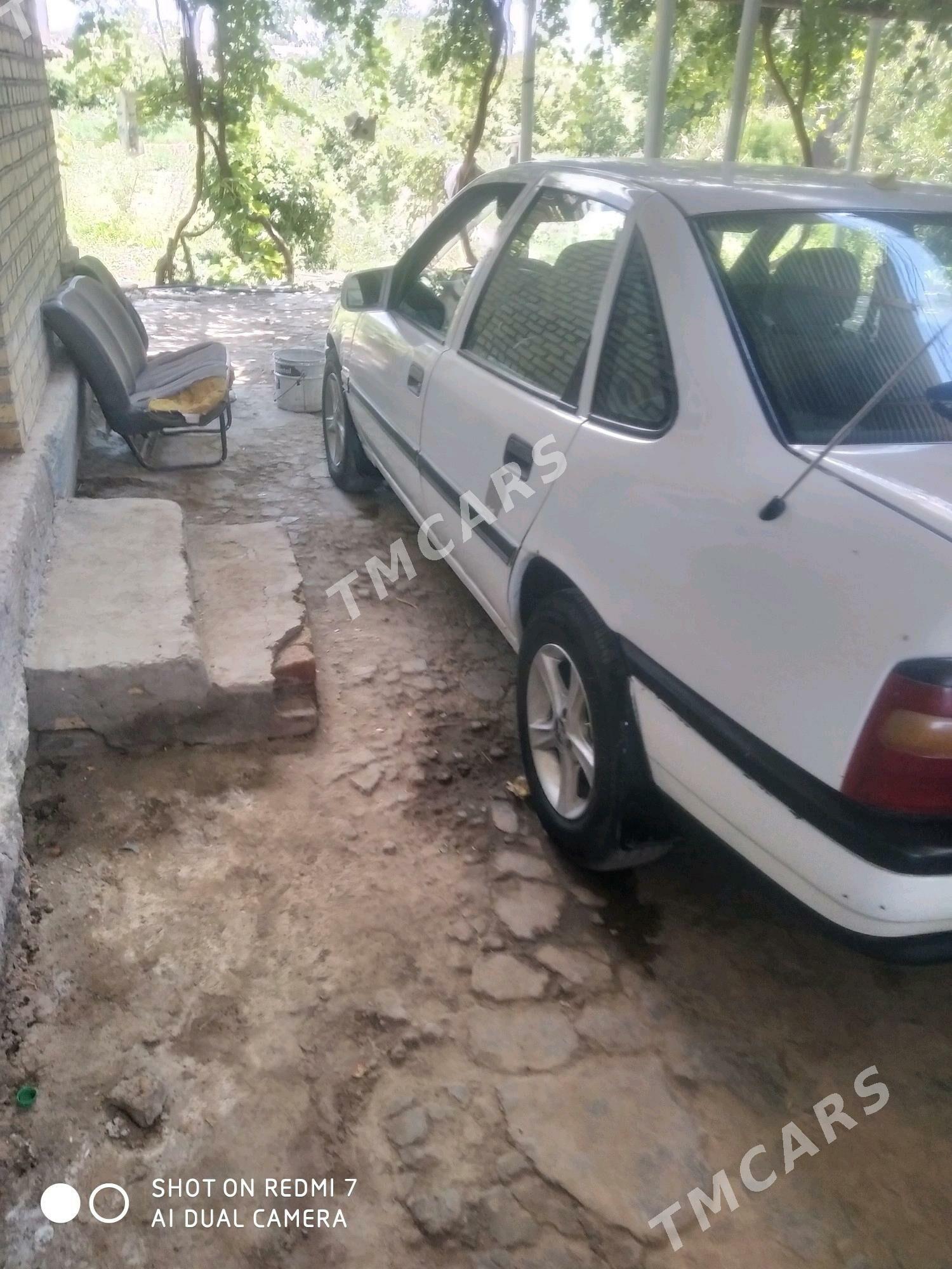 Opel Vectra 1991 - 22 000 TMT - Саят - img 2
