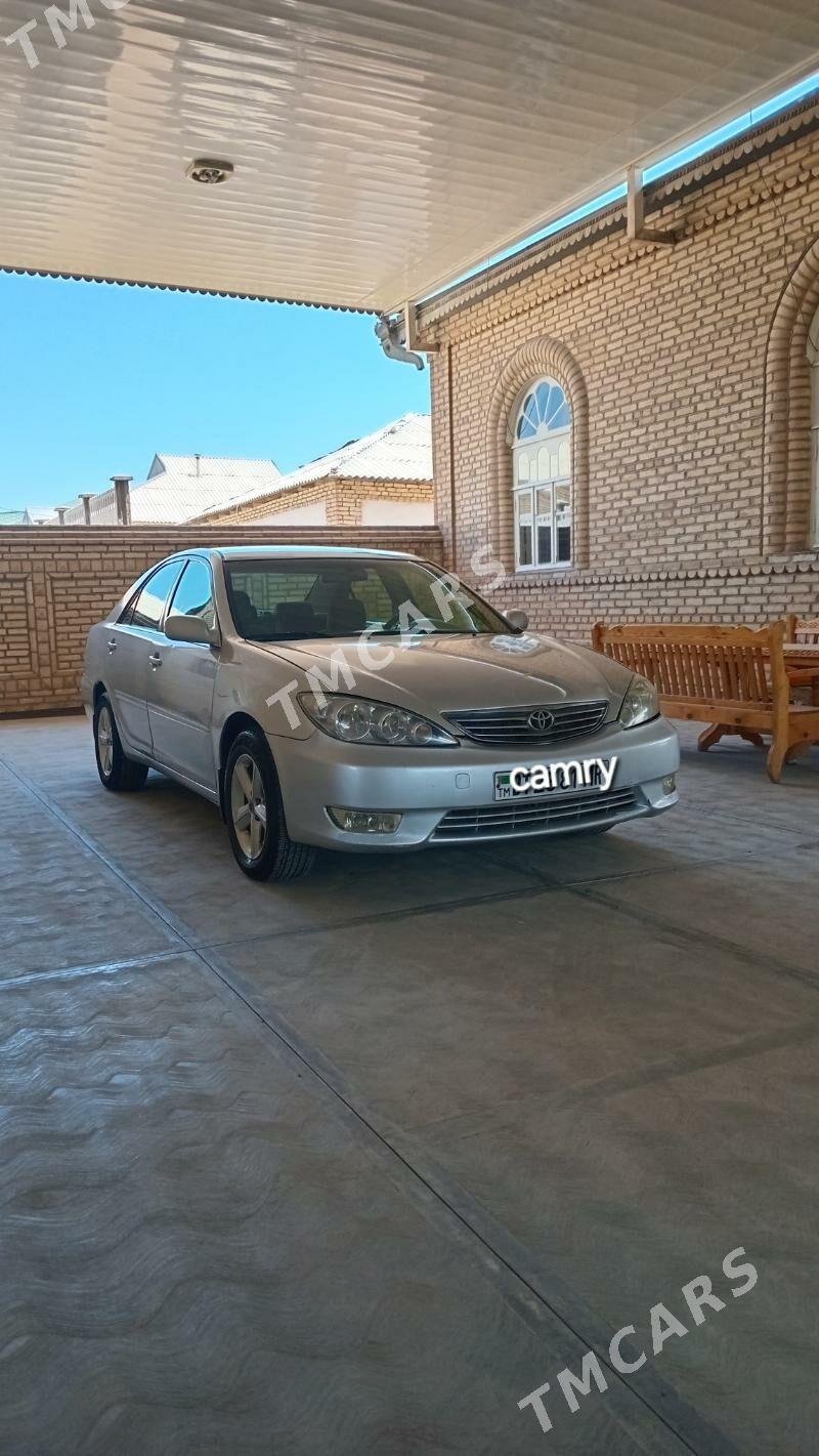 Toyota Camry 2005 - 157 000 TMT - Мары - img 8