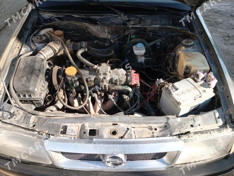 Opel Vectra 1992 - 20 000 TMT - Мары - img 4