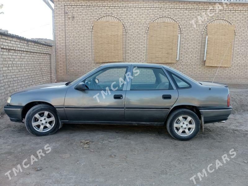 Opel Vectra 1992 - 20 000 TMT - Мары - img 9