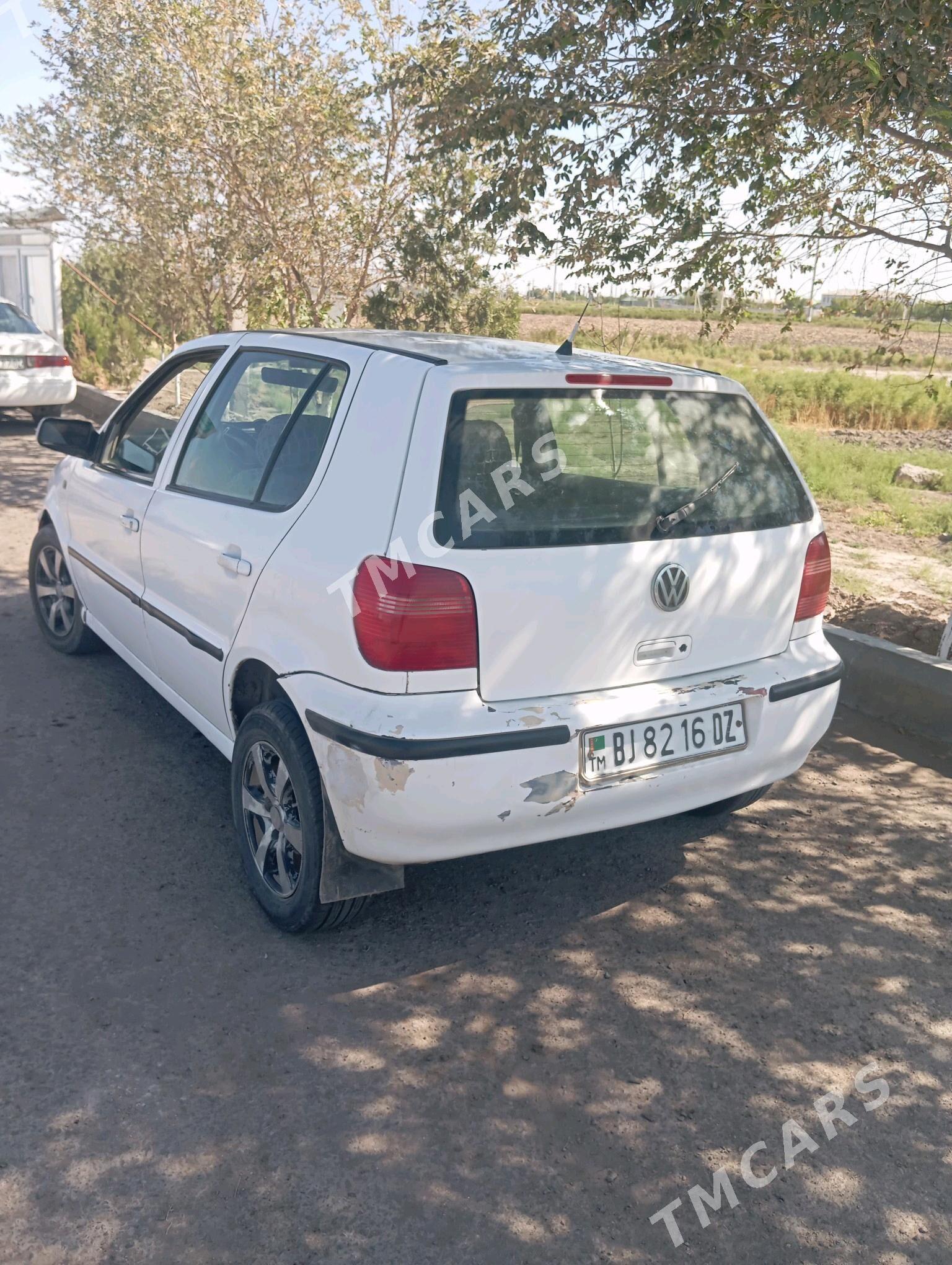 Volkswagen Polo 2001 - 32 000 TMT - Дашогуз - img 3