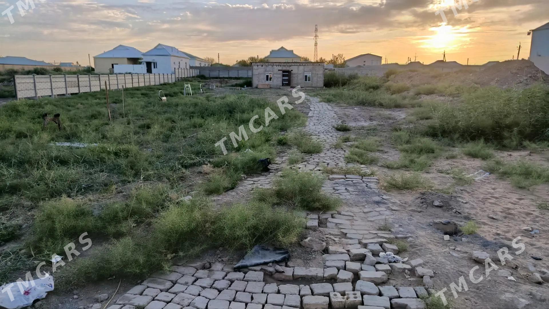 Dimitrda satlyk mellek ýer - Мары - img 2
