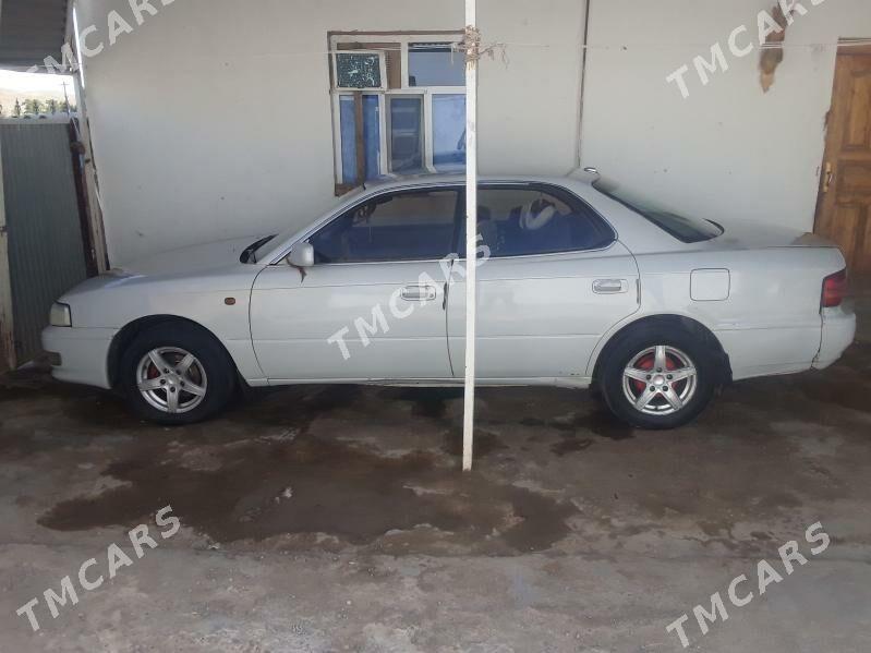 Toyota Vista 1994 - 40 000 TMT - Тагтабазар - img 2