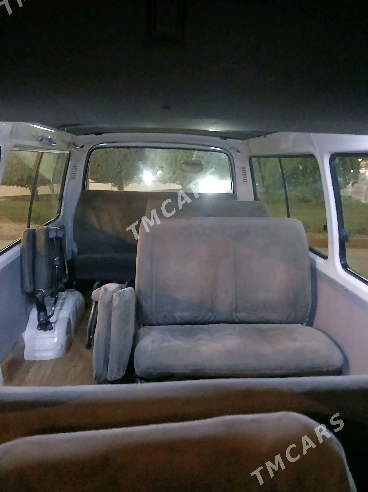 Toyota Hiace 2003 - 115 000 TMT - Ашхабад - img 3