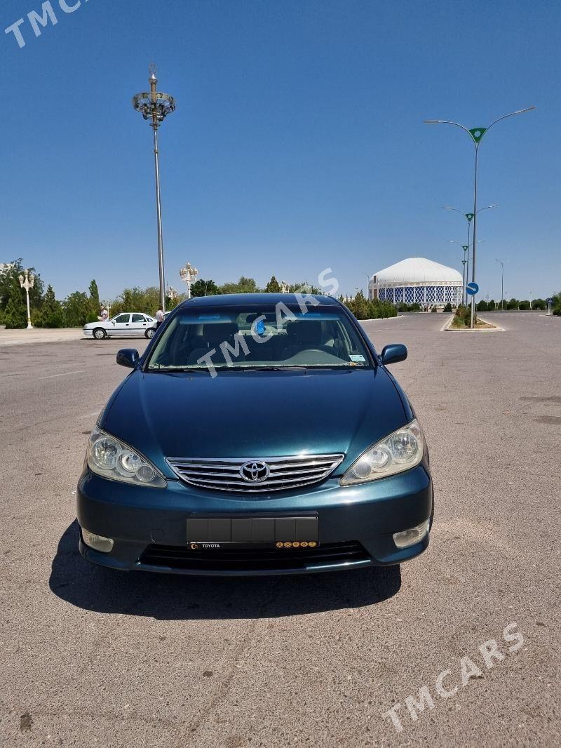 Toyota Camry 2003 - 140 000 TMT - Дашогуз - img 3