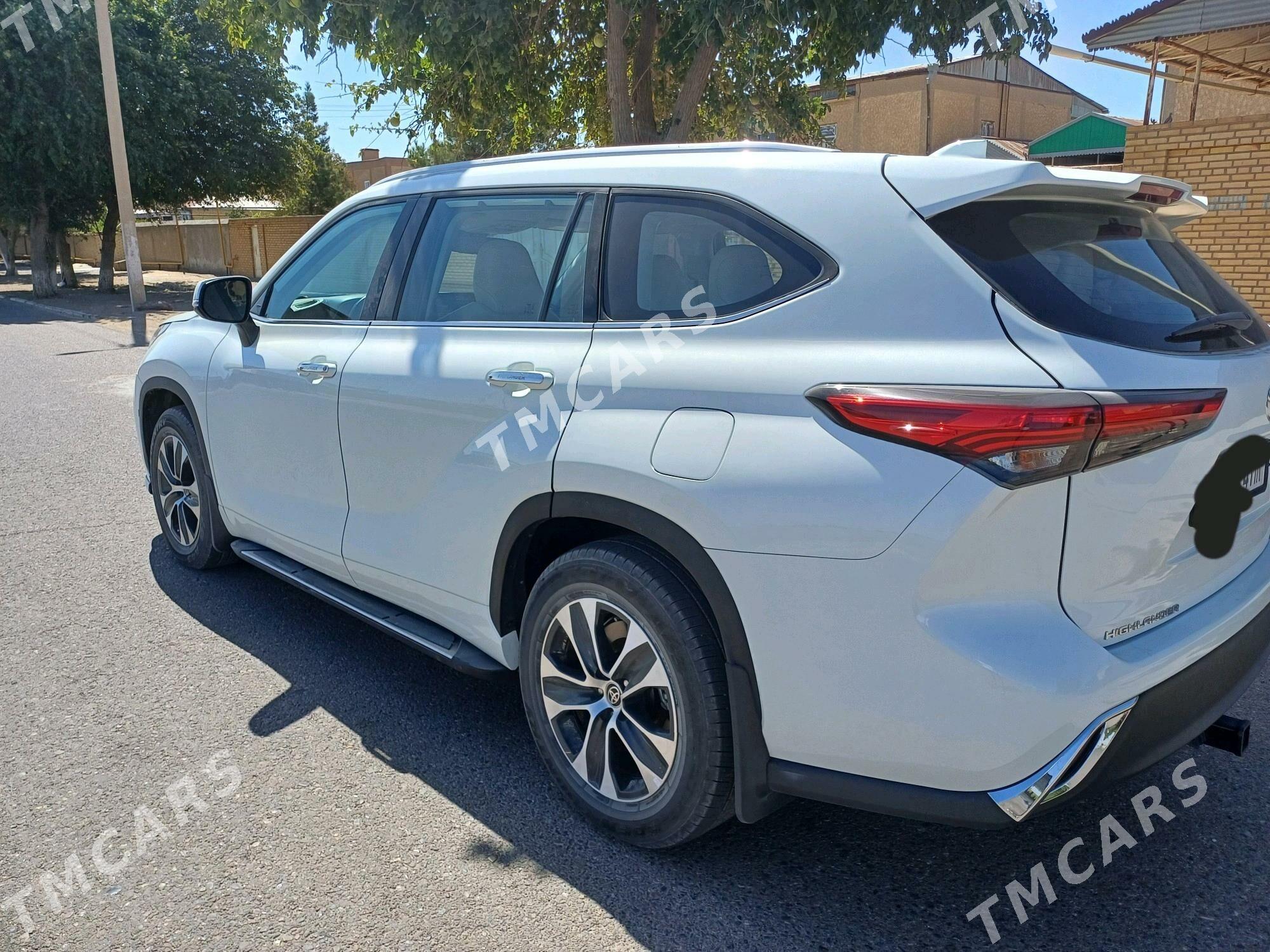 Toyota Highlander 2022 - 530 000 TMT - Şatlyk - img 3