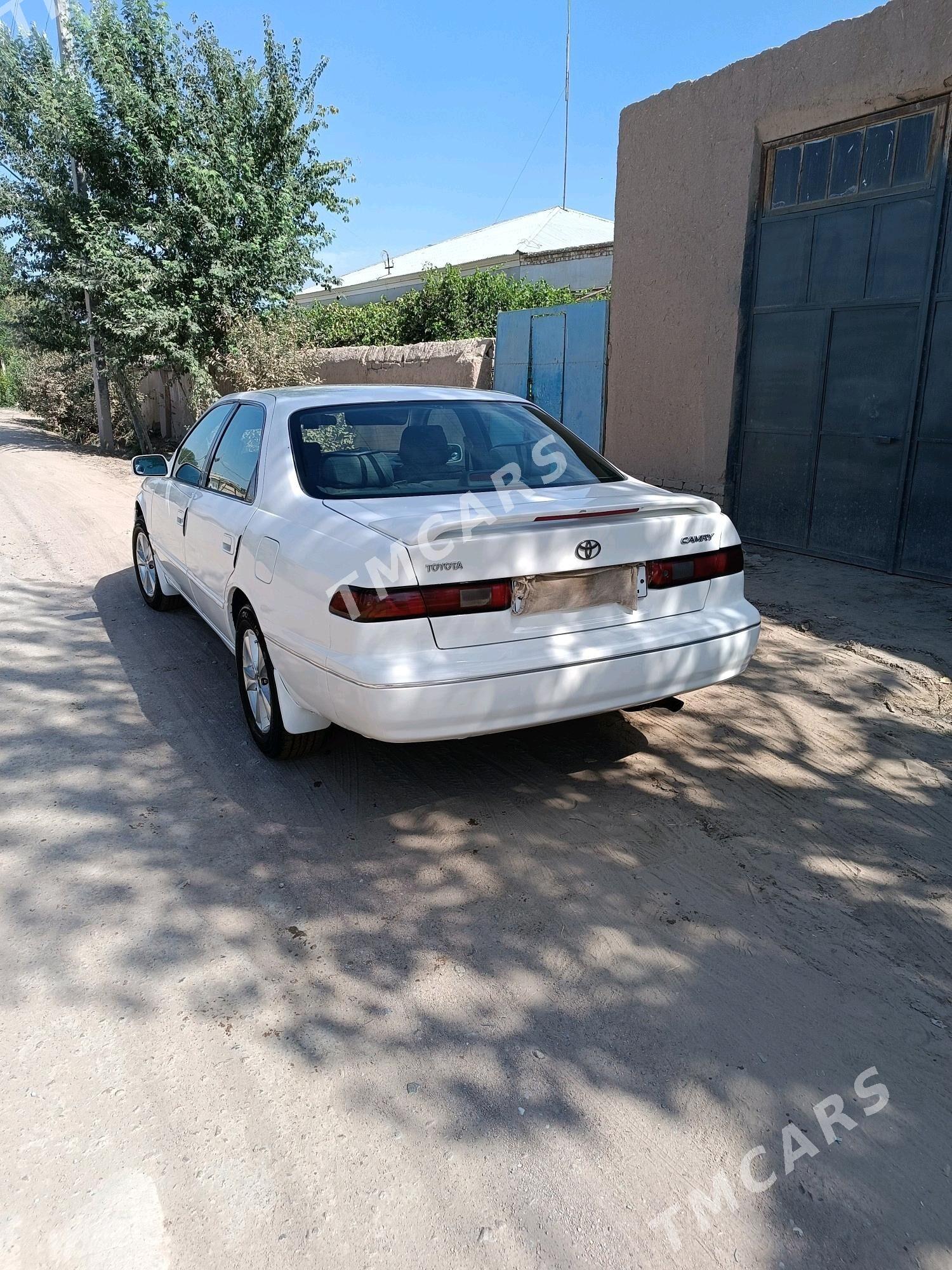 Toyota Camry 1999 - 120 000 TMT - Гурбансолтан Едже - img 3