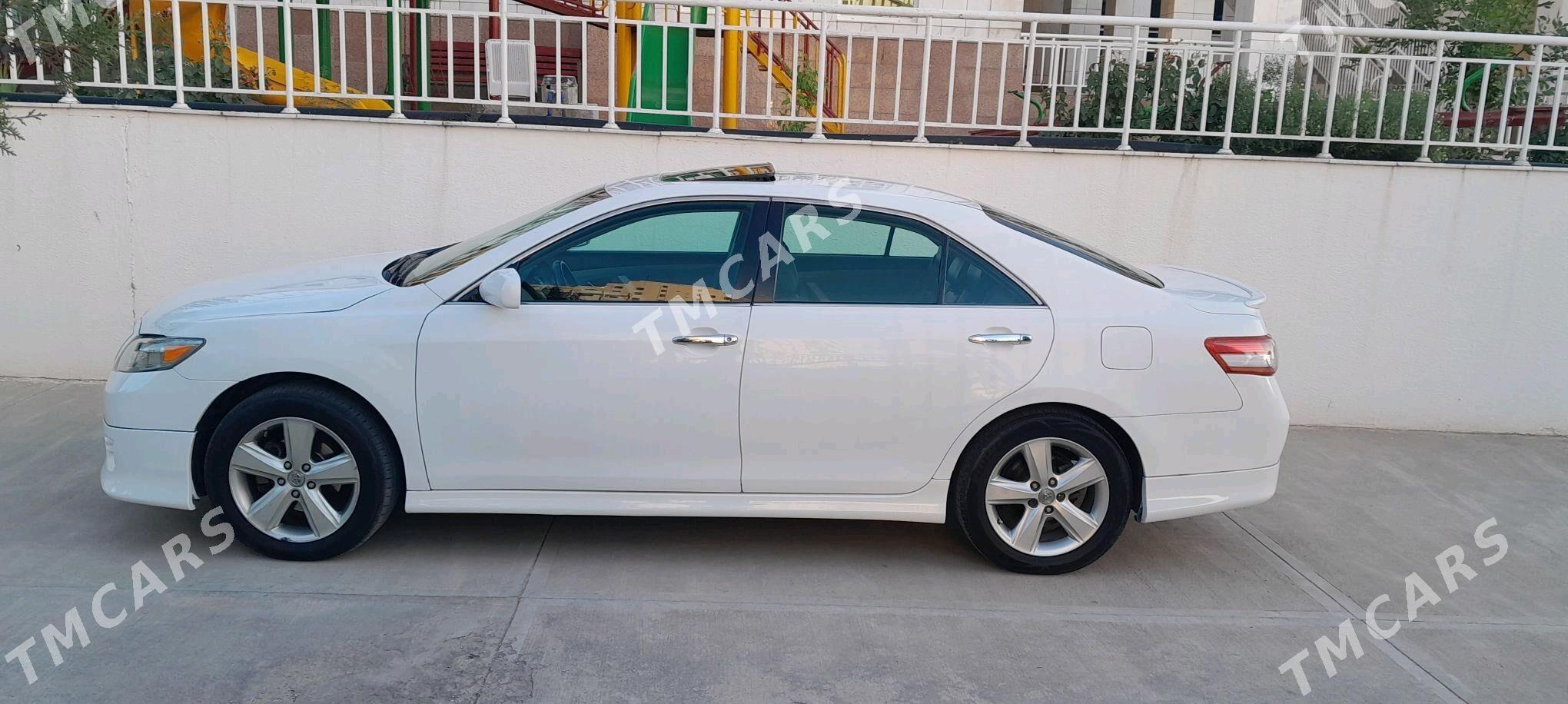 Toyota Camry 2010 - 172 000 TMT - Gökdepe - img 3