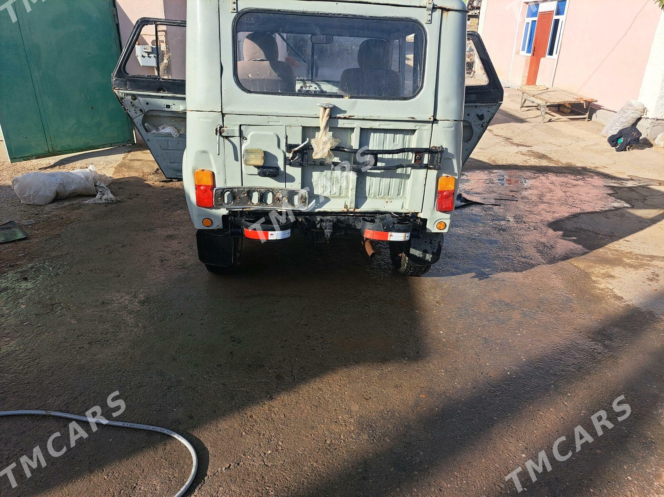 UAZ 469 2004 - 26 000 TMT - Büzmeýin - img 4