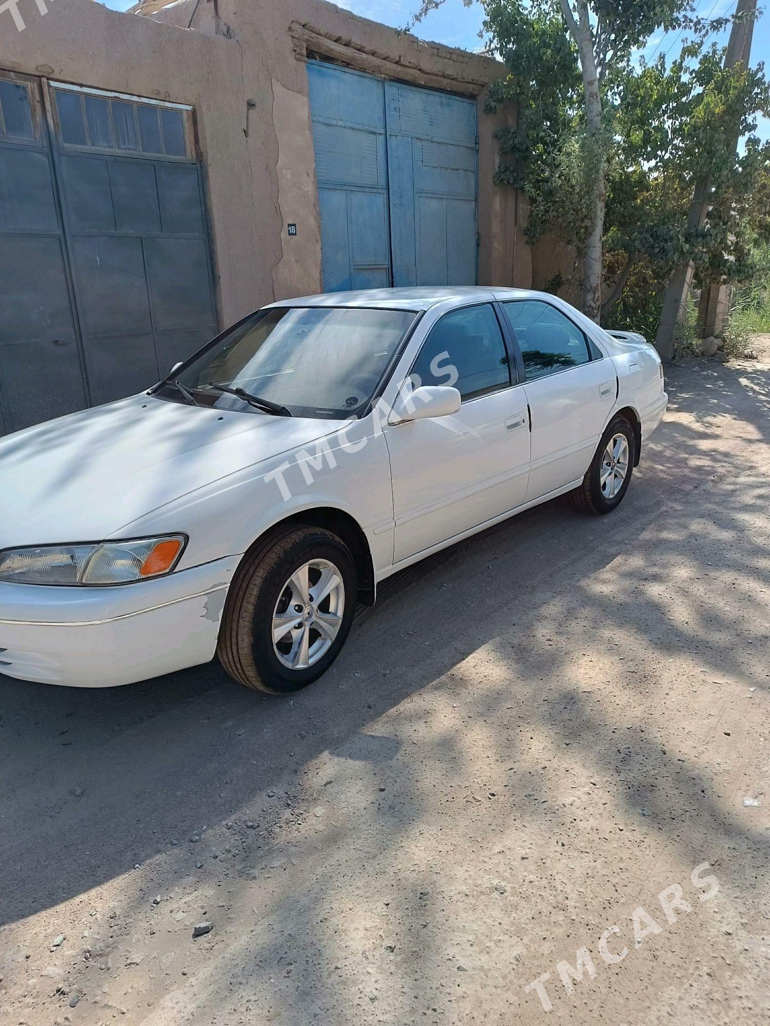 Toyota Camry 1999 - 120 000 TMT - Гурбансолтан Едже - img 5