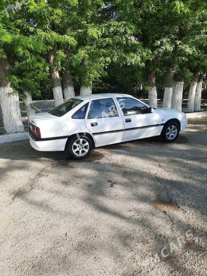 Opel Vectra 1998 - 50 000 TMT - Бахарден - img 2