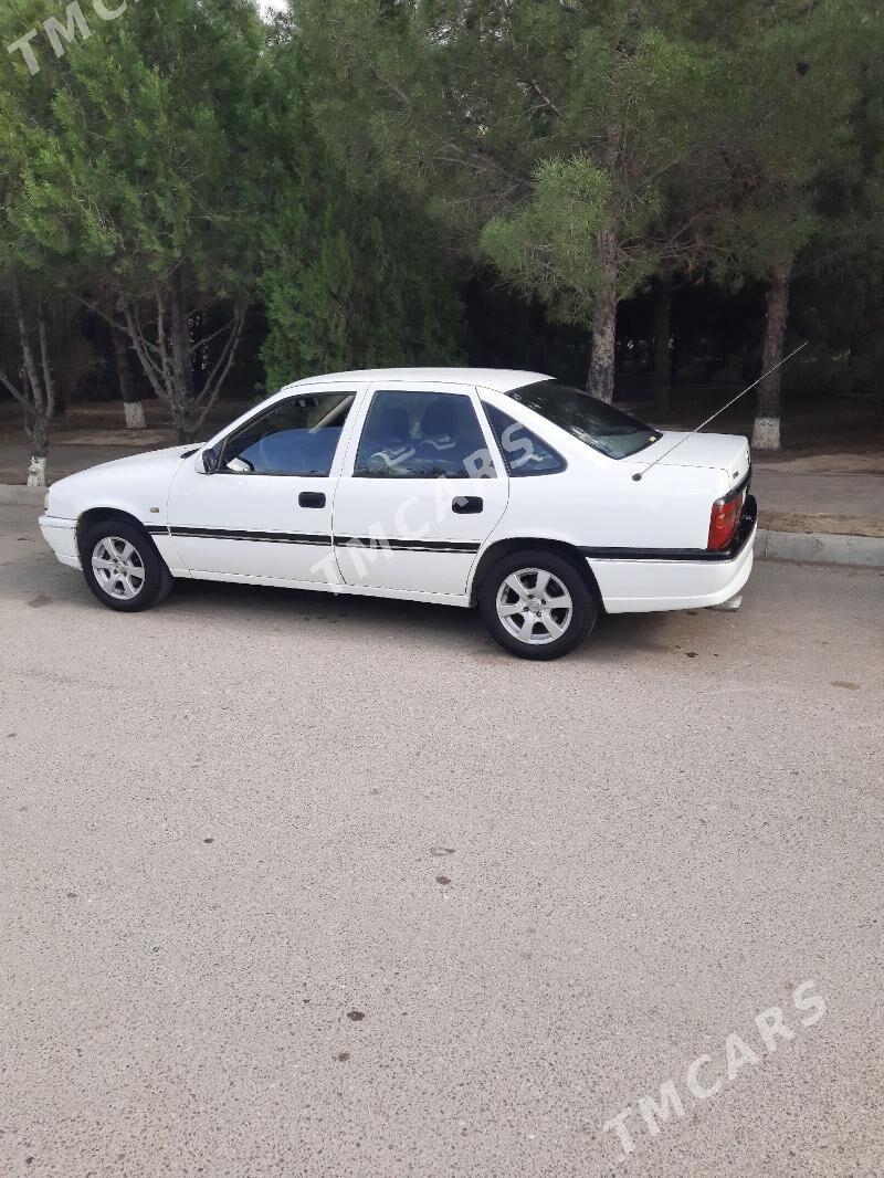 Opel Vectra 1998 - 50 000 TMT - Бахарден - img 4