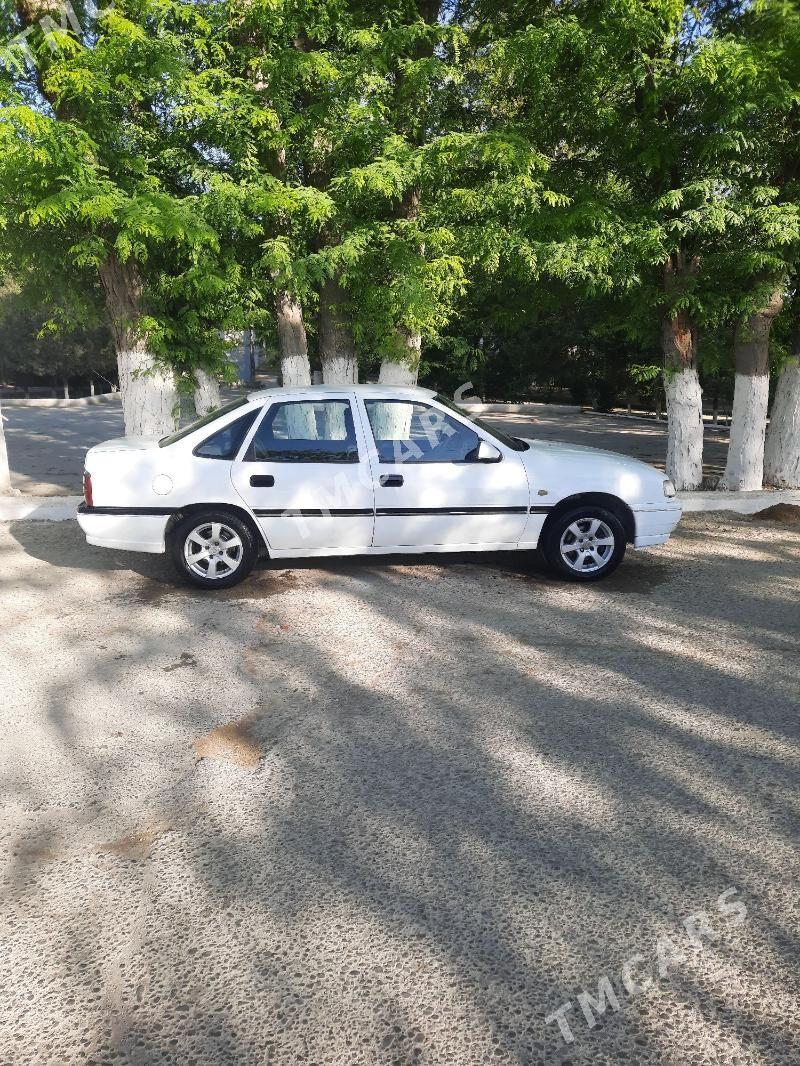 Opel Vectra 1998 - 50 000 TMT - Бахарден - img 5