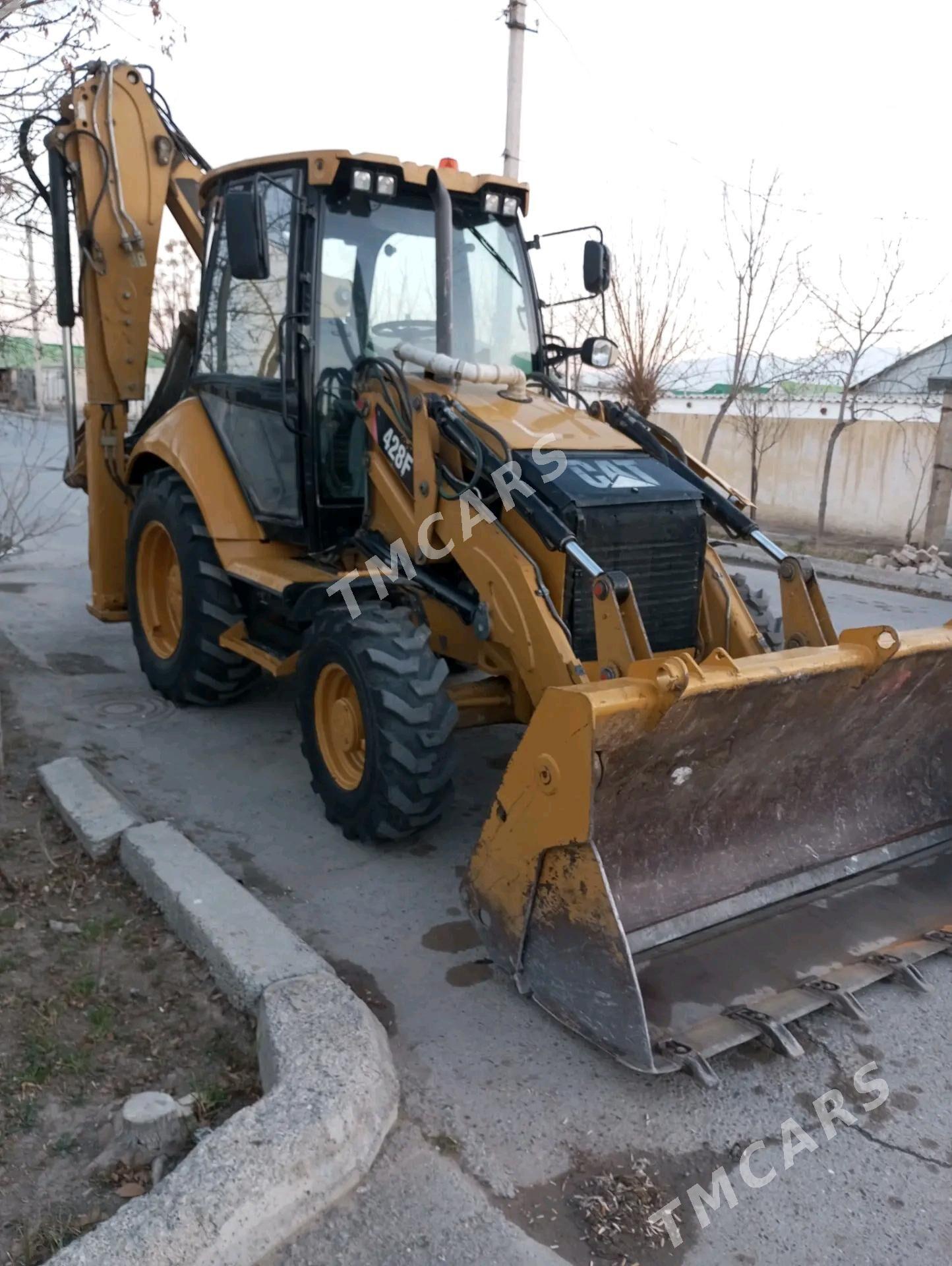 Caterpillar Excavator 2013 - 440 000 TMT - Бузмеин - img 3