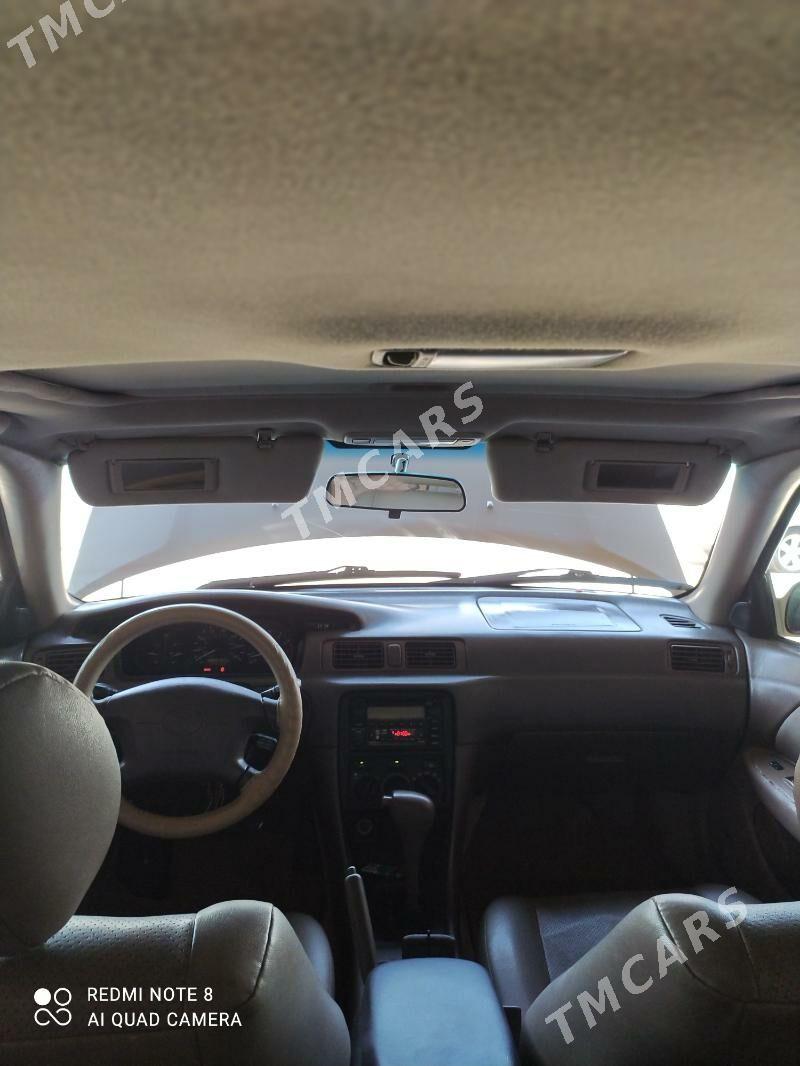 Toyota Camry 2000 - 160 000 TMT - Мары - img 3
