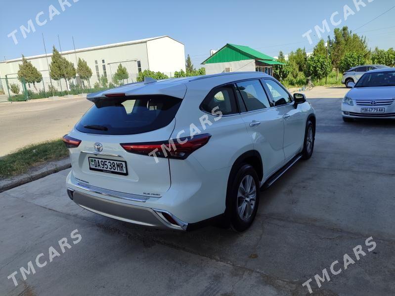 Toyota Highlander 2021 - 520 000 TMT - Мары - img 8
