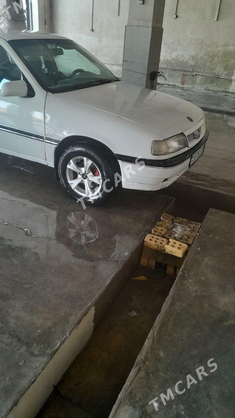 Opel Vectra 1992 - 24 000 TMT - Мары - img 4