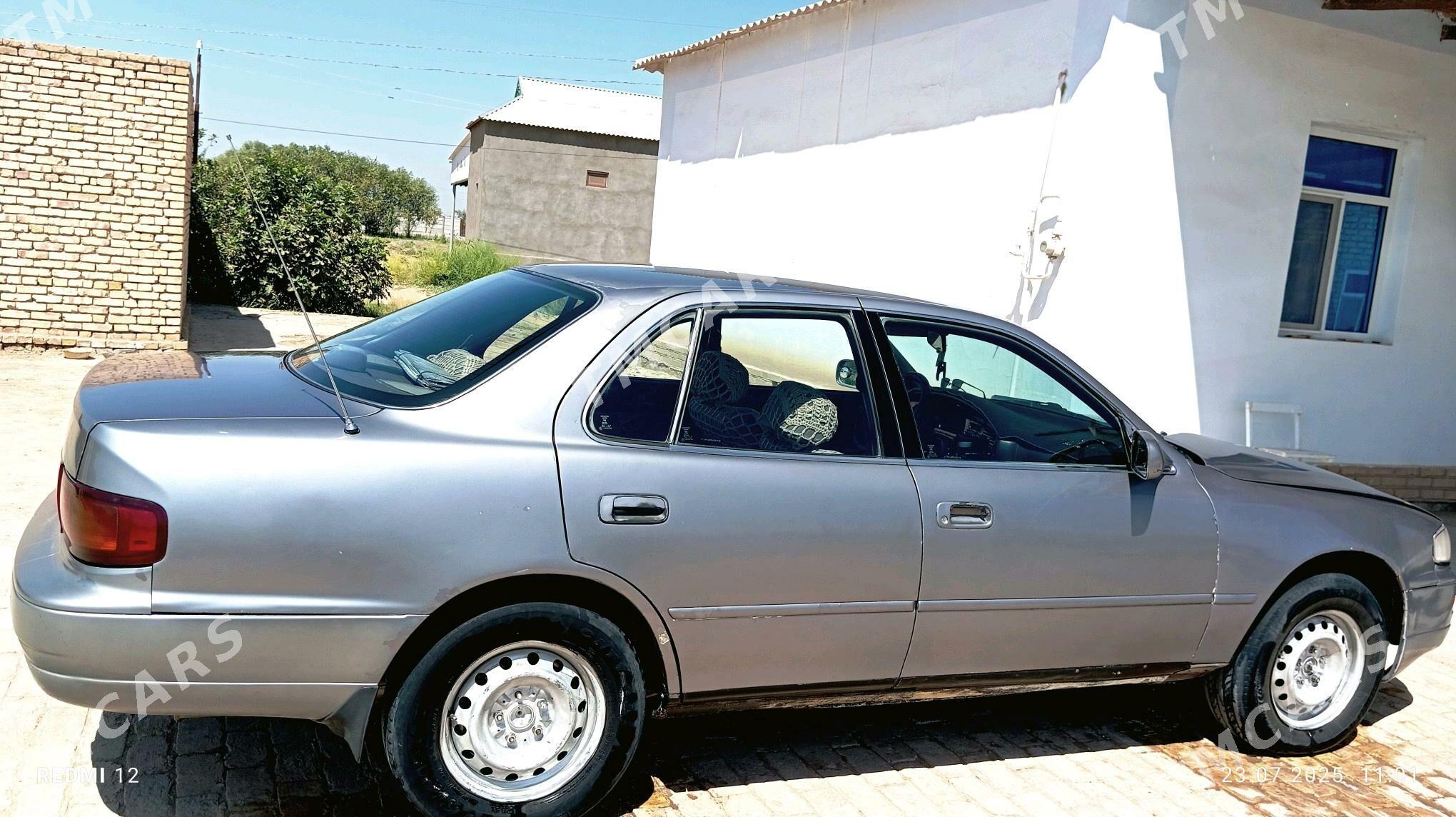 Toyota Camry 1995 - 72 000 TMT - Türkmengala - img 2