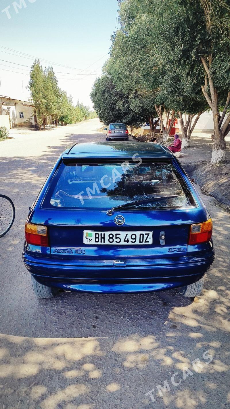 Opel Astra 1992 - 25 000 TMT - Шабатский этрап - img 2
