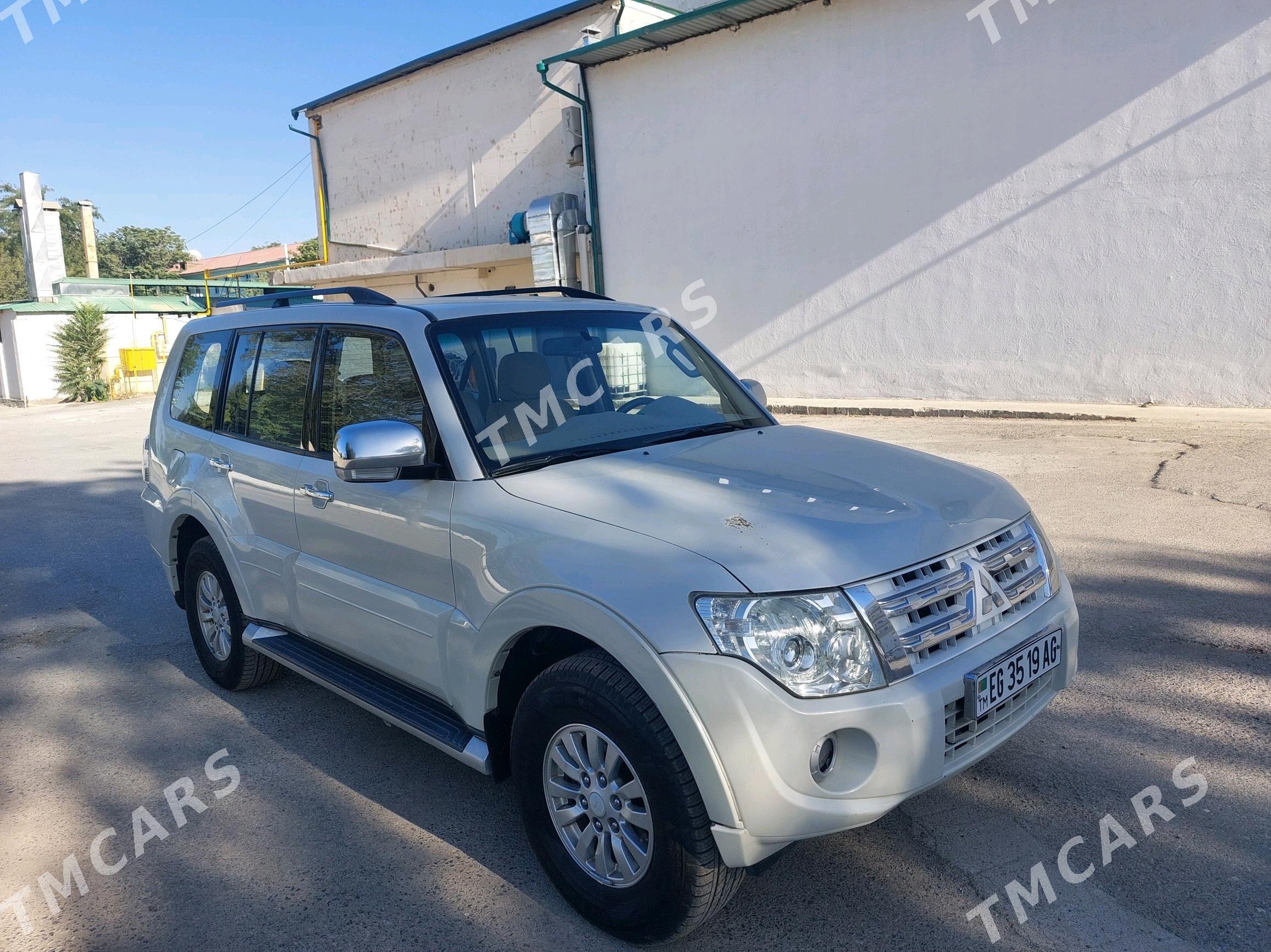 Mitsubishi Pajero 2014 - 250 000 TMT - Ашхабад - img 5